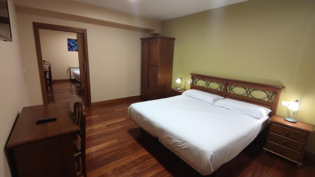 Ostatu Zegama Hotel ภายนอก รูปภาพ
