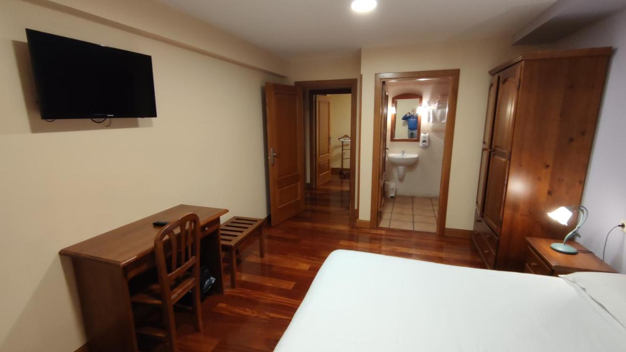 Ostatu Zegama Hotel ภายนอก รูปภาพ