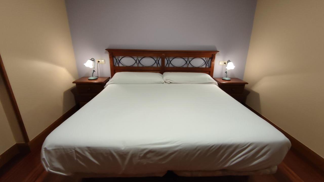 Ostatu Zegama Hotel ภายนอก รูปภาพ