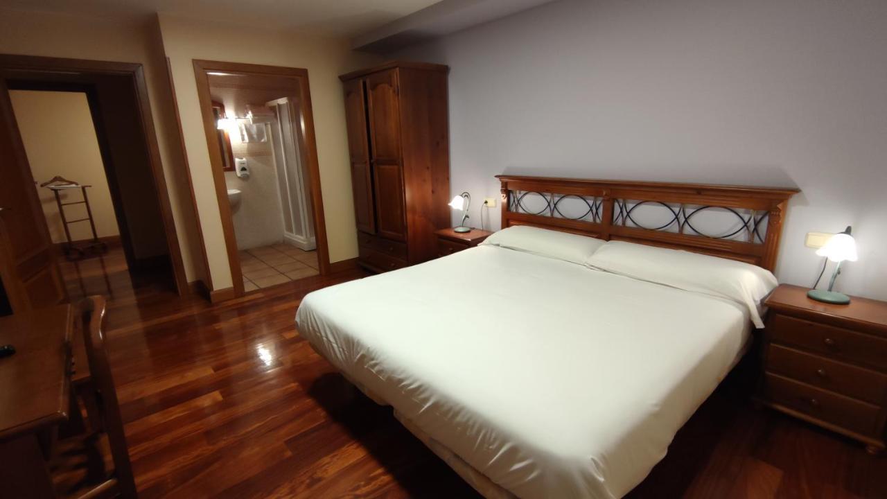 Ostatu Zegama Hotel ภายนอก รูปภาพ
