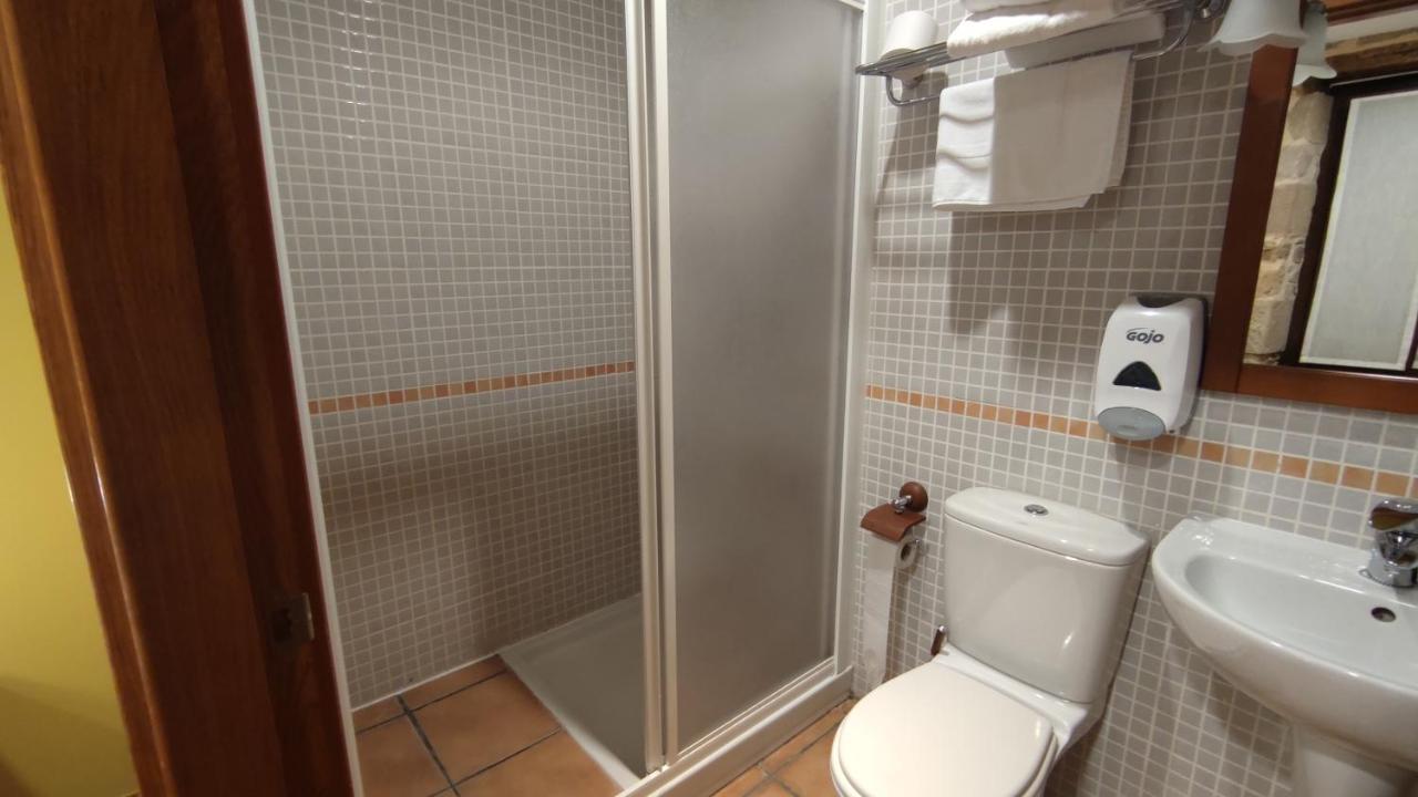 Ostatu Zegama Hotel ภายนอก รูปภาพ